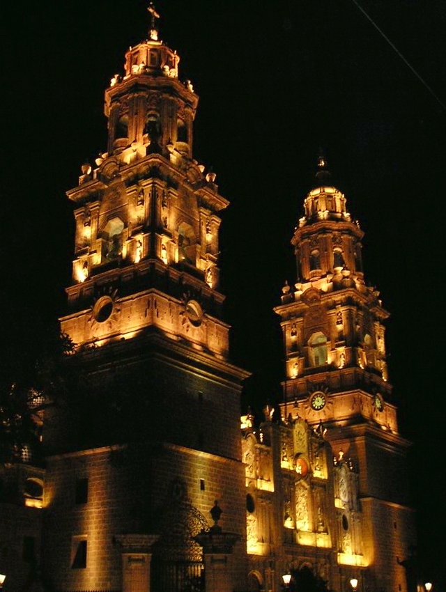 07 Catedral de Morelia (Nocturna) 01