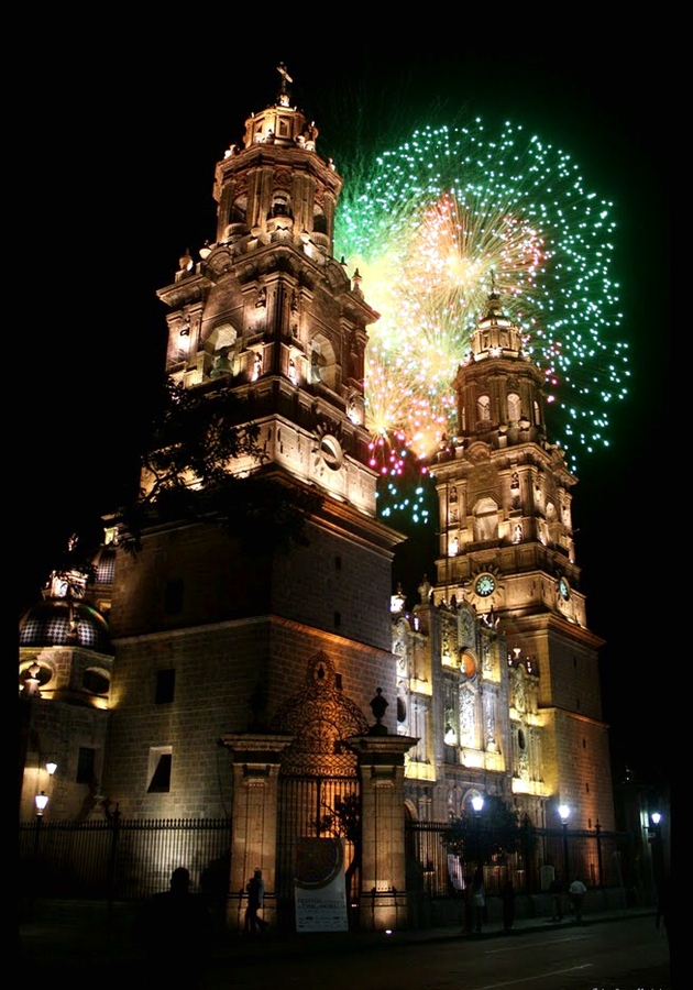 07 Catedral de Morelia (Nocturna) 02