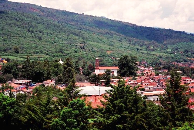 09 Tzintzuntzan, Mich. 01