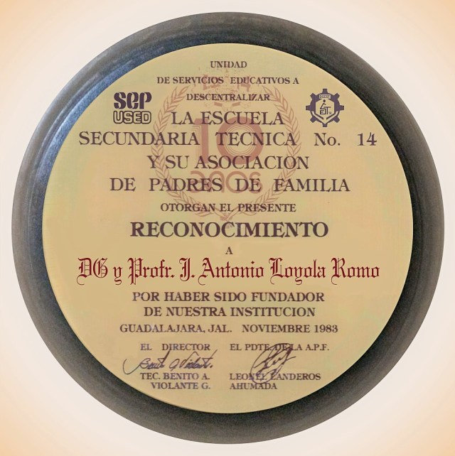 1983 11 03 Fundador Tec.14 J.A.L.R. (01)